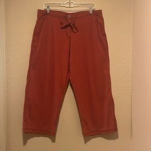 Sundance Rust Drawstring Capris Sz 16